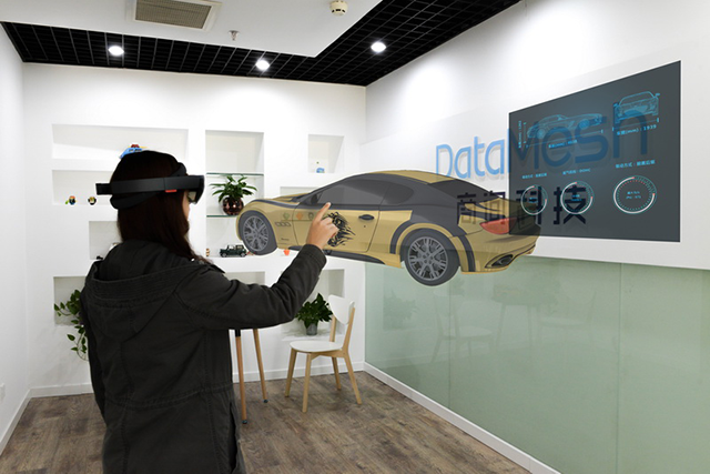 Jeden z projektów DataMesh, HoloHub