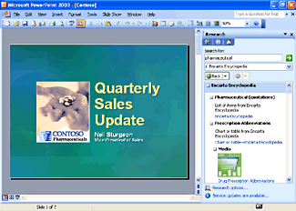 Zrzut ekranowy programu PowerPoint 2003. Kliknij, aby zobaczyć powiększenie