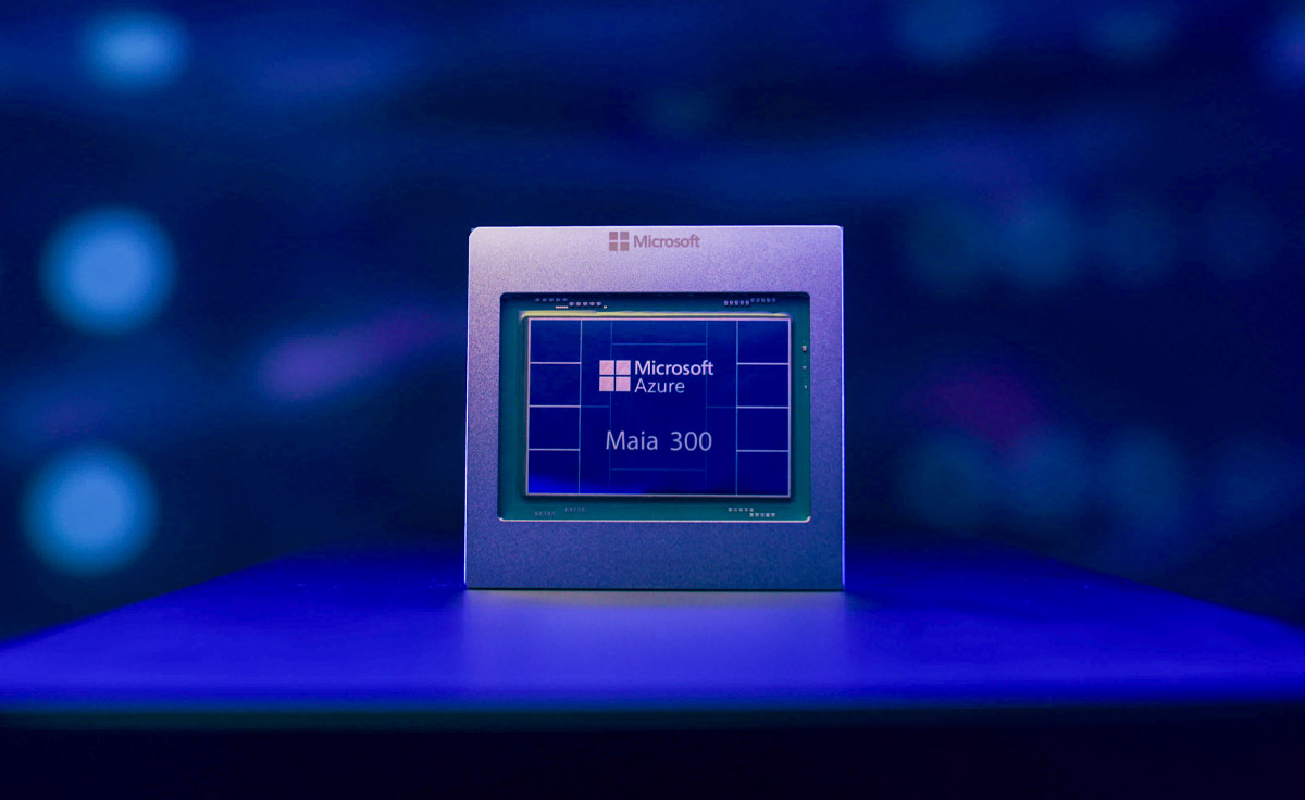 Microsoft prezentuje układ Maia 300. Poprzednia wersja już napędza AI