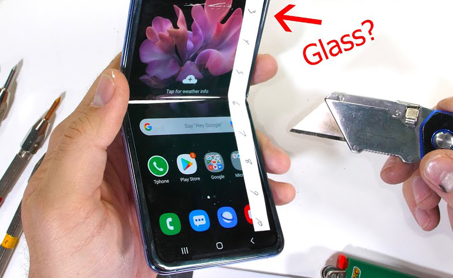 Samsung nas oszukał? Galaxy Z Flip nie ma tak naprawdę elastycznego szklanego ekranu