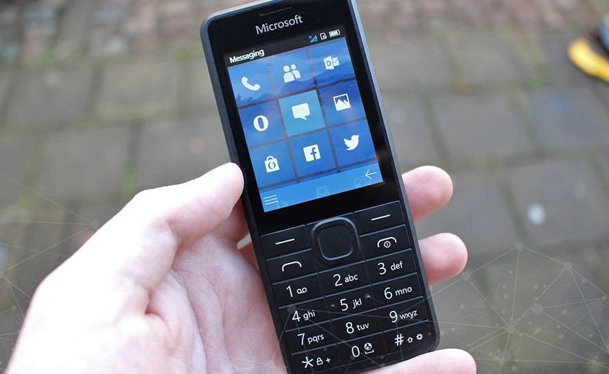 Tak wyglądał telefon Microsoftu z 2015 roku. Nigdy nie trafił do sprzedaży